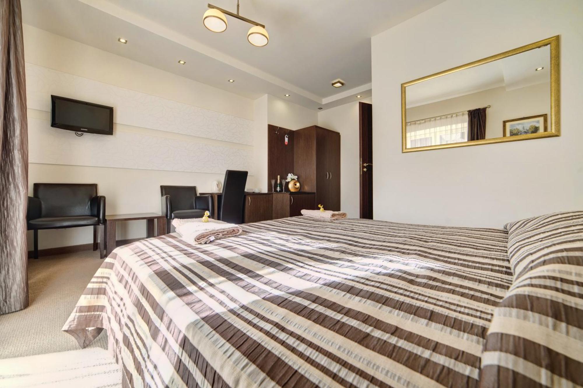 Hotel Orlik Krynica Zdroj Luaran gambar