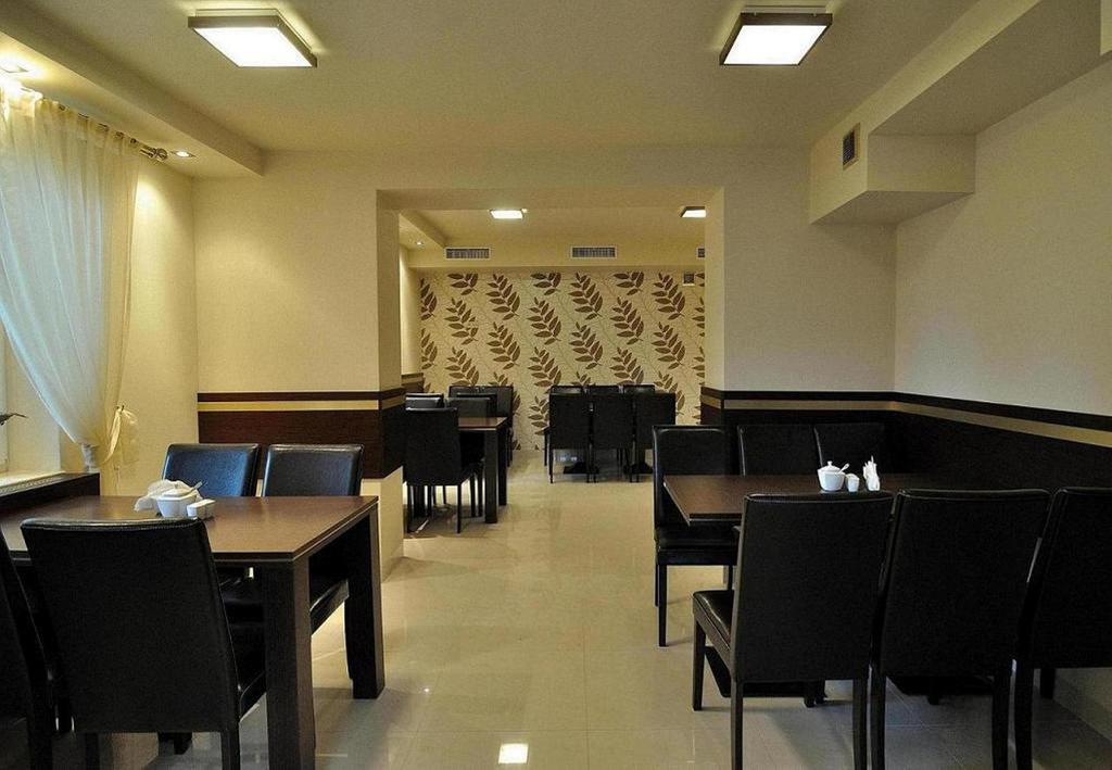 Hotel Orlik Krynica Zdroj Luaran gambar